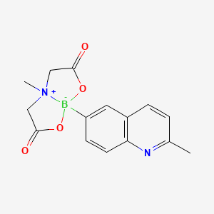molecular formula C15H15BN2O4 B8204419 5-Methyl-1-(2-methylquinolin-6-yl)-2,8-dioxa-5-azonia-1-boranuidabicyclo[3.3.0]octane-3,7-dione 