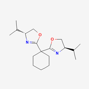molecular formula C18H30N2O2 B8211900 (4R,4'R)-2,2'-(Cyclohexane-1,1-diyl)bis(4-isopropyl-4,5-dihydrooxazole) 
