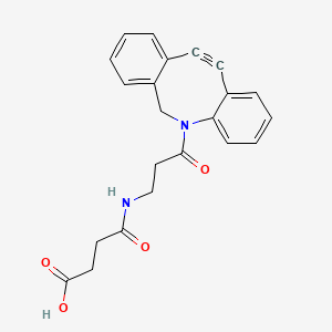 molecular formula C22H20N2O4 B8212007 4-[[3-(11,12-Didehydrodibenz[b,f]azocin-5(6H)-yl)-3-oxopropyl]amino]-4-oxobutanoic acid 