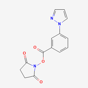 molecular formula C14H11N3O4 B8213888 2,5-Dioxopyrrolidin-1-yl 3-(1H-pyrazol-1-yl)benzoate 