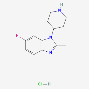 molecular formula C13H17ClFN3 B8214969 6-fluoro-2-methyl-1-(piperidin-4-yl)-1H-1,3-benzodiazole hydrochloride 