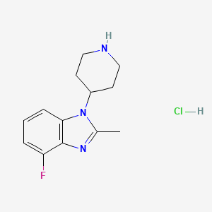 molecular formula C13H17ClFN3 B8214980 4-fluoro-2-methyl-1-(piperidin-4-yl)-1H-1,3-benzodiazole hydrochloride 