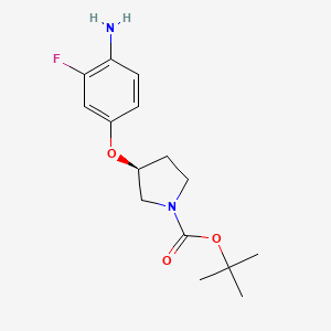 molecular formula C15H21FN2O3 B8215012 tert-butyl (3S)-3-(4-amino-3-fluorophenoxy)pyrrolidine-1-carboxylate 