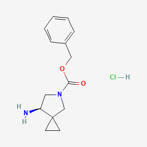 molecular formula C14H19ClN2O2 B8215753 benzyl (7R)-7-amino-5-azaspiro[2.4]heptane-5-carboxylate;hydrochloride 