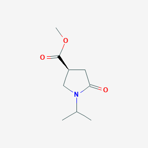 molecular formula C9H15NO3 B8215762 1-Isopropyl-5-oxopyrrolidine-3beta-carboxylic acid methyl ester 