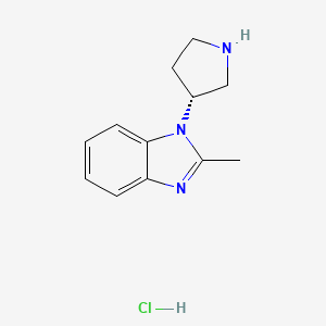 molecular formula C12H16ClN3 B8216767 2-methyl-1-[(3R)-pyrrolidin-3-yl]-1H-1,3-benzodiazole hydrochloride 