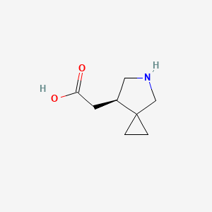molecular formula C8H13NO2 B8217610 2-[(7R)-5-azaspiro[2.4]heptan-7-yl]acetic acid 