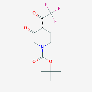 molecular formula C12H16F3NO4 B8220399 tert-butyl (4R)-3-oxo-4-(2,2,2-trifluoroacetyl)piperidine-1-carboxylate 