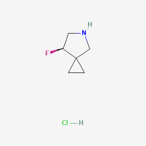 molecular formula C6H11ClFN B8220426 (7R)-7-fluoro-5-azaspiro[2.4]heptane;hydrochloride 