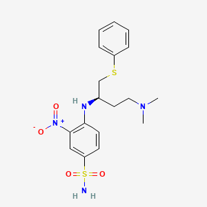 molecular formula C18H24N4O4S2 B8221155 4-[[(R)-3-Dimethylamino-1-[(phenylsulfanyl)methyl]propyl]amino]-3-nitrobenzenesulfonamide 