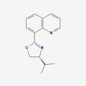 molecular formula C15H16N2O B8222958 (R)-4-Isopropyl-2-(quinolin-8-yl)-4,5-dihydrooxazole 