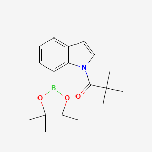 molecular formula C20H28BNO3 B8224618 2,2-Dimethyl-1-(4-methyl-7-(4,4,5,5-tetramethyl-1,3,2-dioxaborolan-2-yl)-1H-indol-1-yl)propan-1-one 