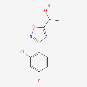molecular formula C11H9ClFNO2 B8225151 1-[3-(2-Chloro-4-fluorophenyl)-1,2-oxazol-5-yl]ethanol 