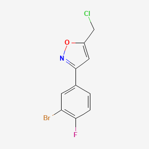 molecular formula C10H6BrClFNO B8225353 3-(3-Bromo-4-fluorophenyl)-5-(chloromethyl)-1,2-oxazole 