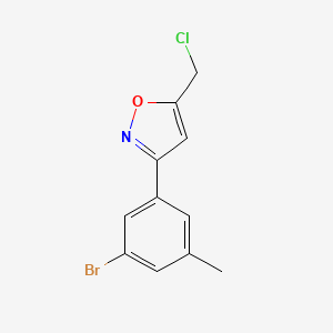 molecular formula C11H9BrClNO B8225593 3-(3-Bromo-5-methylphenyl)-5-(chloromethyl)-1,2-oxazole 