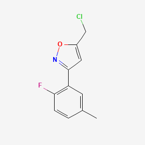 molecular formula C11H9ClFNO B8225630 5-(Chloromethyl)-3-(2-fluoro-5-methylphenyl)-1,2-oxazole 