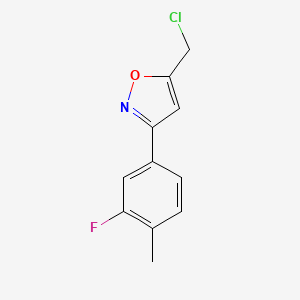 molecular formula C11H9ClFNO B8225672 5-(Chloromethyl)-3-(3-fluoro-4-methylphenyl)-1,2-oxazole 