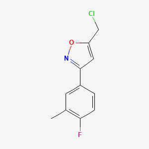 molecular formula C11H9ClFNO B8225732 5-(Chloromethyl)-3-(4-fluoro-3-methylphenyl)-1,2-oxazole 