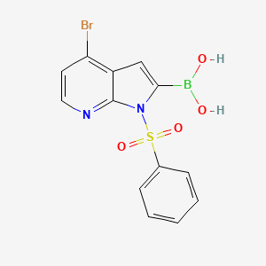 molecular formula C13H10BBrN2O4S B8228357 (4-Bromo-1-(phenylsulfonyl)-1H-pyrrolo[2,3-b]pyridin-2-yl)boronic acid 