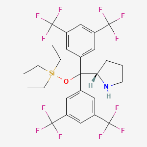 molecular formula C27H29F12NOSi B8235910 (S)-2-[Triethylsiloxybis[3,5-bis(trifluoromethyl)phenyl]methyl]pyrrolidine 