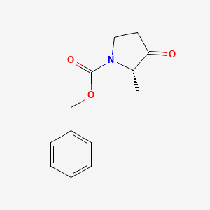 molecular formula C13H15NO3 B8240051 苯甲基(2S)-2-甲基-3-氧代吡咯烷-1-羧酸酯 