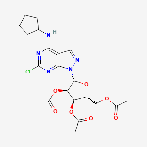 molecular formula C21H26ClN5O7 B8240174 [(2R,3R,4R,5R)-3,4-diacetyloxy-5-[6-chloro-4-(cyclopentylamino)pyrazolo[3,4-d]pyrimidin-1-yl]oxolan-2-yl]methyl acetate 