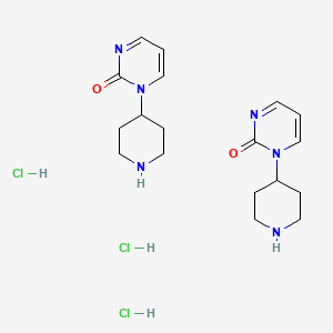 molecular formula C18H29Cl3N6O2 B8247905 Bis(1-(piperidin-4-yl)-1,2-dihydropyrimidin-2-one) trihydrochloride 