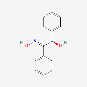 molecular formula C14H13NO2 B8253532 Ethanone, 2-hydroxy-1,2-diphenyl-, oxime, (1E,2R)- CAS No. 91840-94-7