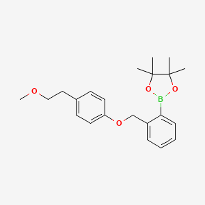 molecular formula C22H29BO4 B8255606 2-(2-((4-(2-Methoxyethyl)phenoxy)methyl)phenyl)-4,4,5,5-tetramethyl-1,3,2-dioxaborolane 
