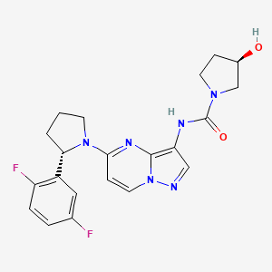 molecular formula C21H22F2N6O2 B8257507 (R)-N-(5-((S)-2-(2,5-difluorophenyl)pyrrolidin-1-yl)pyrazolo[1,5-a]pyrimidin-3-yl)-3-hydroxypyrrolidine-1-carboxamide 