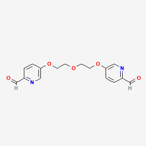 molecular formula C16H16N2O5 B8258595 5,5'-((Oxybis(ethane-2,1-diyl))bis(oxy))dipicolinaldehyde 