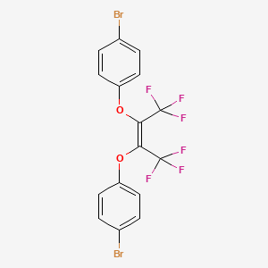 molecular formula C16H8Br2F6O2 B8262382 1-bromo-4-[(Z)-3-(4-bromophenoxy)-1,1,1,4,4,4-hexafluorobut-2-en-2-yl]oxybenzene 