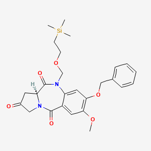 molecular formula C26H32N2O6Si B8262531 (6aS)-2-methoxy-3-phenylmethoxy-5-(2-trimethylsilylethoxymethyl)-7,9-dihydro-6aH-pyrrolo[2,1-c][1,4]benzodiazepine-6,8,11-trione 