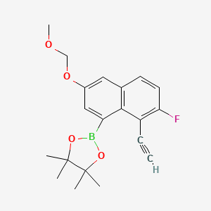 molecular formula C20H22BFO4 B8268844 2-[8-Ethynyl-7-fluoro-3-(methoxymethoxy)naphthalen-1-yl]-4,4,5,5-tetramethyl-1,3,2-dioxaborolane 