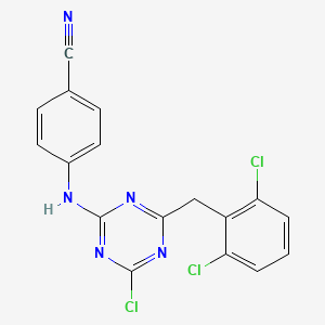 4-[[4-Chloro-6-[(2,6-dichlorophenyl)methyl]-1,3,5-triazin-2-yl]amino]benzonitrile