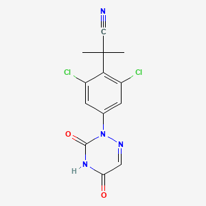 molecular formula C13H10Cl2N4O2 B8288563 2,6-dichloro-4-(4,5-dihydro-3,5-dioxo-1,2,4-triazin-2(3H)-yl)-alpha,alpha-dimethylbenzeneacetonitrile 