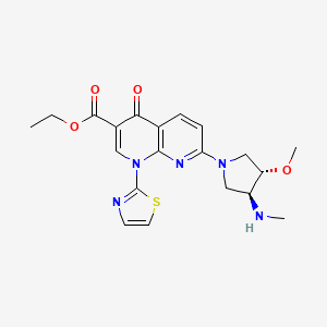 molecular formula C20H23N5O4S B8291686 Ethyl 1,4-Dihydro-7-[(3S,4S)-3-methoxy-4-methylamino-1-pyrrolidinyl]-4-oxo-1-(2-thiazolyl)-1,8-naphthyridine-3-carboxylate 