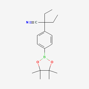 molecular formula C18H26BNO2 B8307036 2-Ethyl-2-(4-(4,4,5,5-tetramethyl-1,3,2-dioxaborolan-2-yl)phenyl)butanenitrile 