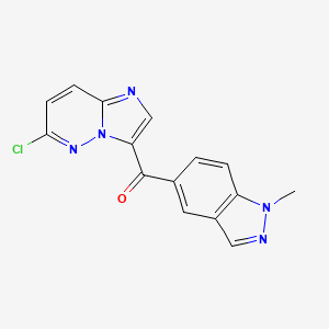 molecular formula C15H10ClN5O B8309759 (6-Chloroimidazo[1,2-b]pyridazin-3-yl)(1-methyl-1H-indazol-5-yl)methanone 