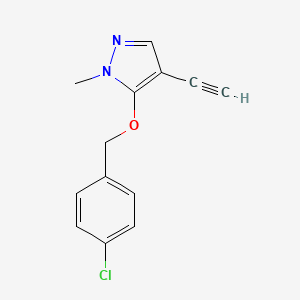 molecular formula C13H11ClN2O B8326177 5-[(4-Chlorobenzyl)oxy]-4-ethynyl-1-methyl-1H-pyrazole 
