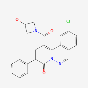 molecular formula C23H18ClN3O3 B8378679 Azetidine, 1-((10-chloro-4-oxo-3-phenyl-4H-pyrido(2,1-a)phthalazin-1-yl)carbonyl)-3-methoxy- CAS No. 110924-83-9