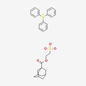 molecular formula C31H34O5S2 B8384815 Triphenylsulfonium 2-(adamantane-1-carbonyloxy)ethanesulfonate 