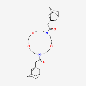 molecular formula C34H54N2O5 B8421826 7,13-Bis((1-adamantyl)acetyl)-1,4,10-trioxa-7,13-diazacyclopentadecane 
