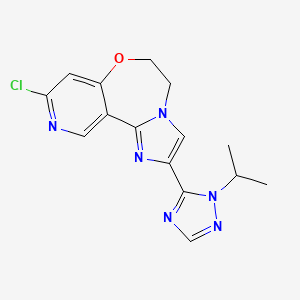 molecular formula C15H15ClN6O B8434112 Imidazo[1,2-d]pyrido[3,4-f][1,4]oxazepine, 9-chloro-5,6-dihydro-2-[1-(1-methylethyl)-1H-1,2,4-triazol-5-yl]- 