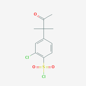 molecular formula C11H12Cl2O3S B8444672 2-Chloro-4-(2-methyl-3-oxobutan-2-yl)benzene-1-sulfonyl chloride 