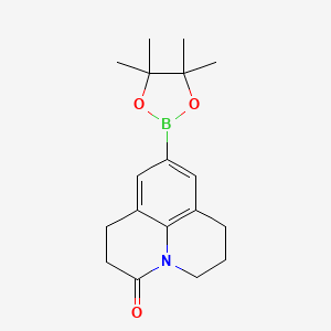 molecular formula C18H24BNO3 B8449682 9-(4,4,5,5-Tetramethyl-1,3,2-dioxaborolan-2-yl)-2,3,6,7-tetrahydro-1H,5H-pyrido[3,2,1-ij]quinolin-5-one 
