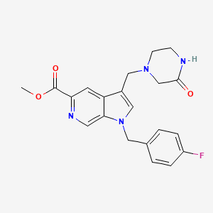 molecular formula C21H21FN4O3 B8478861 1h-Pyrrolo[2,3-c]pyridine-5-carboxylic acid,1-[(4-fluorophenyl)methyl]-3-[(3-oxo-1-piperazinyl)methyl]-,methyl ester 