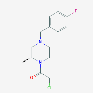 2-Chloro-1-{(2R)-4-[(4-fluorophenyl)methyl]-2-methylpiperazin-1-yl}ethan-1-one