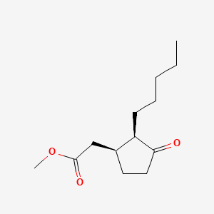 molecular formula C13H22O3 B8510359 Cyclopentaneacetic acid, 3-oxo-2-pentyl-, methyl ester, (1S-cis)- CAS No. 151716-35-7