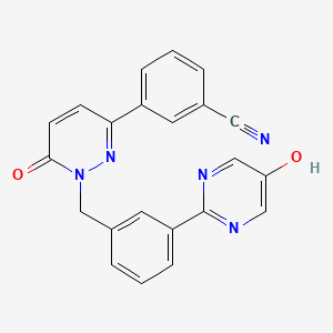 molecular formula C22H15N5O2 B8517562 3-(1-(3-(5-Hydroxypyrimidin-2-yl)benzyl)-6-oxo-1,6-dihydropyridazin-3-yl)benzonitrile 
